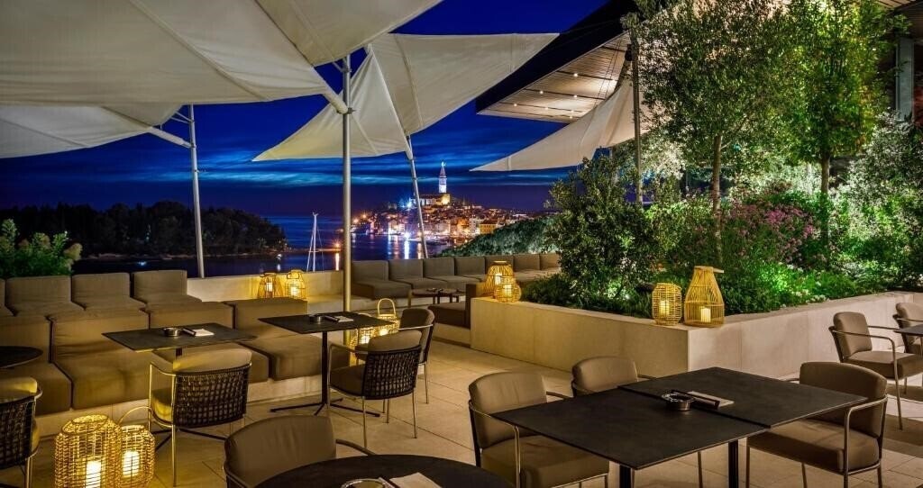 Апартаменты Grand Park Hotel Rovinj 5*