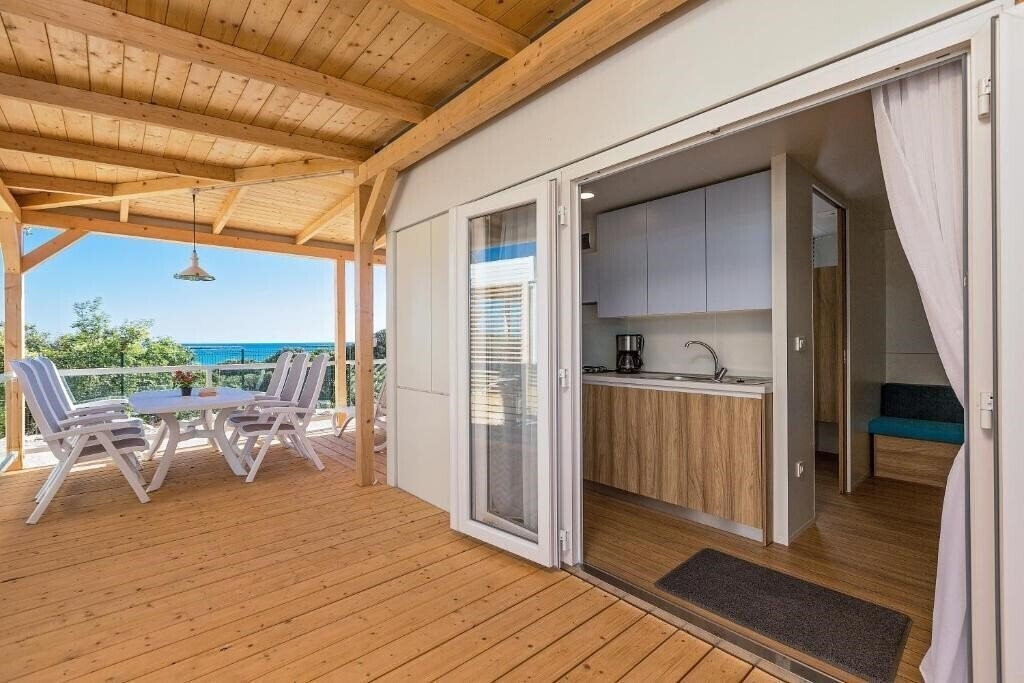 Вид Maistra Camping Vestar Mobile Homes 4*