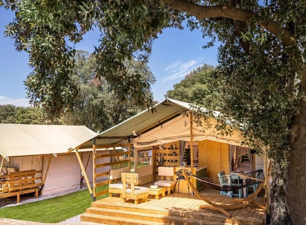 Отель Maistra Camping Amarin Glamping 4*
