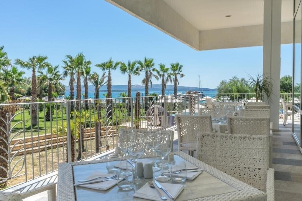 Територія Amadria Park Ivan (ex. Solaris Beach Ivan) 4*