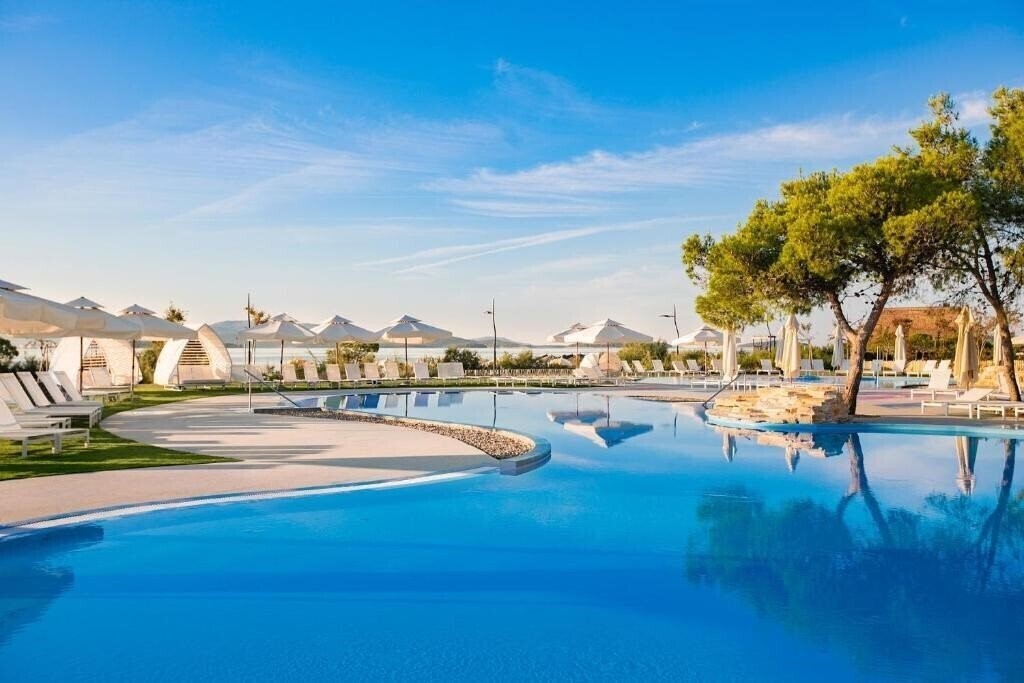 Зображення Andrija Solaris 4*