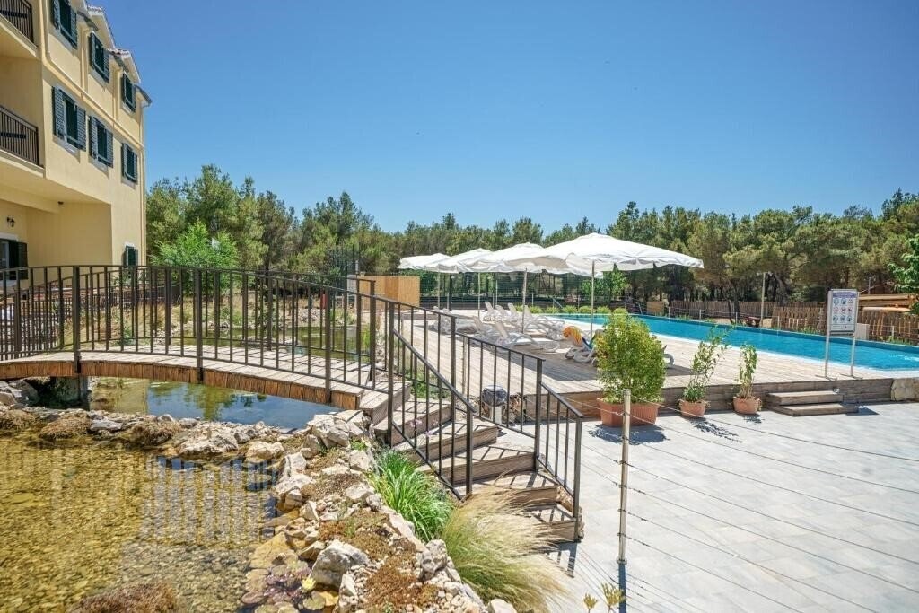 Апартаменти Vrata Krke 3*