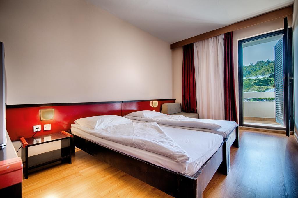 Територія Issa 3*