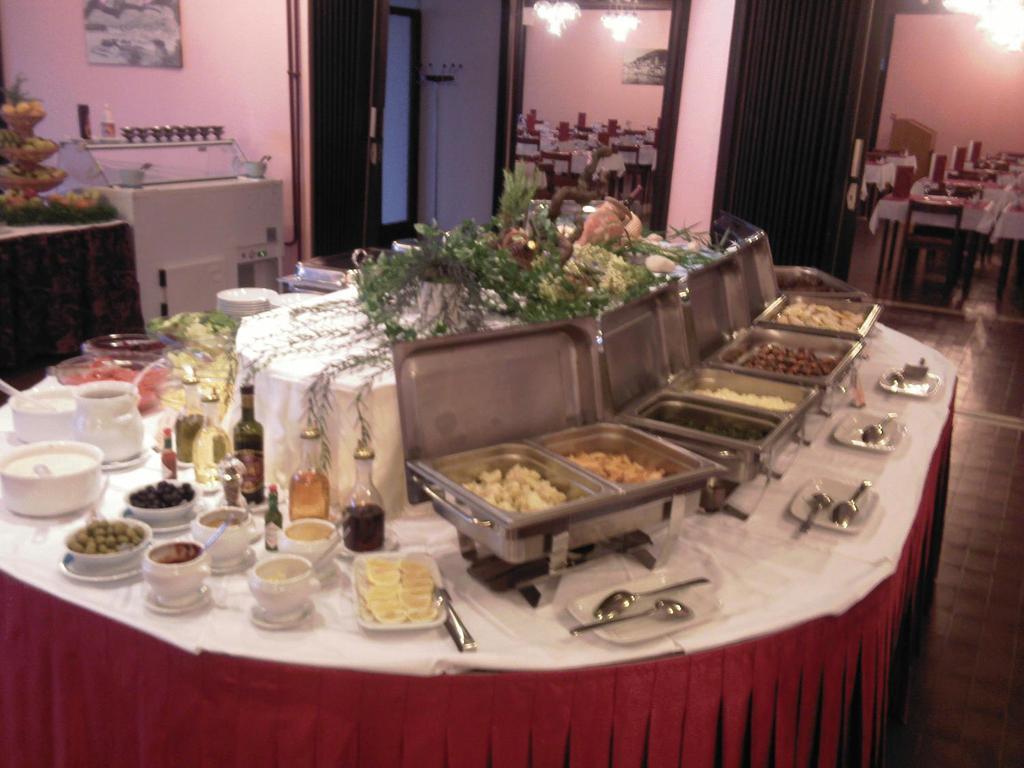 Панорама Issa 3*