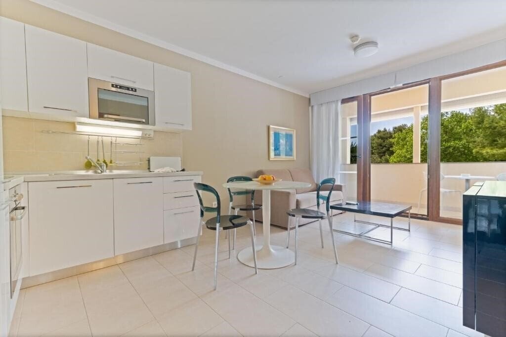 Територія Hotel The Residence 4*