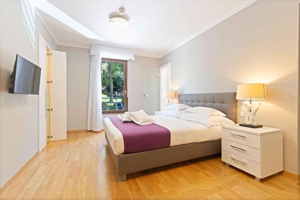 Панорама Hotel The Residence 4*