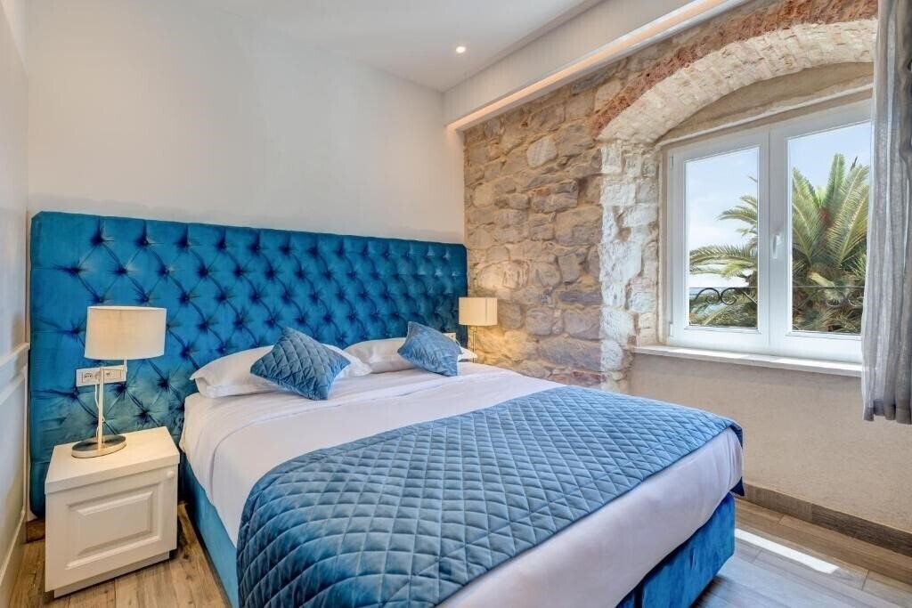 Отель Palms Promenade Luxury Rooms 4*