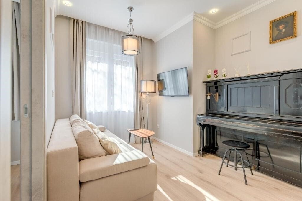 Панорама Piano Suites 4*