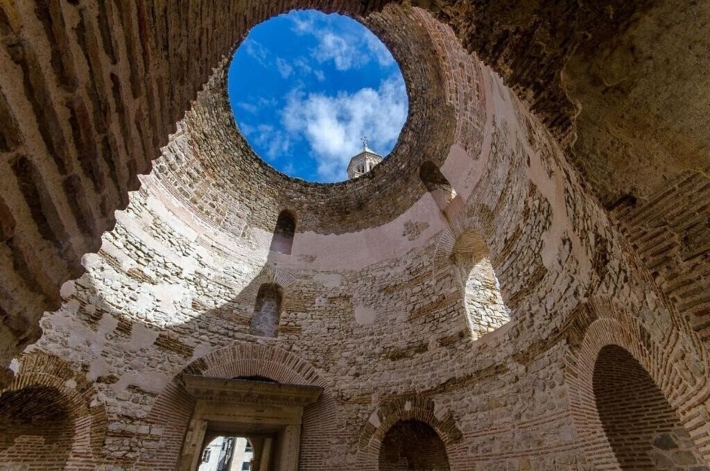 Панорама App Near Bacvice 3*