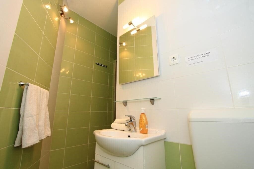 Территория Nirvana Rooms & Apartments 3*