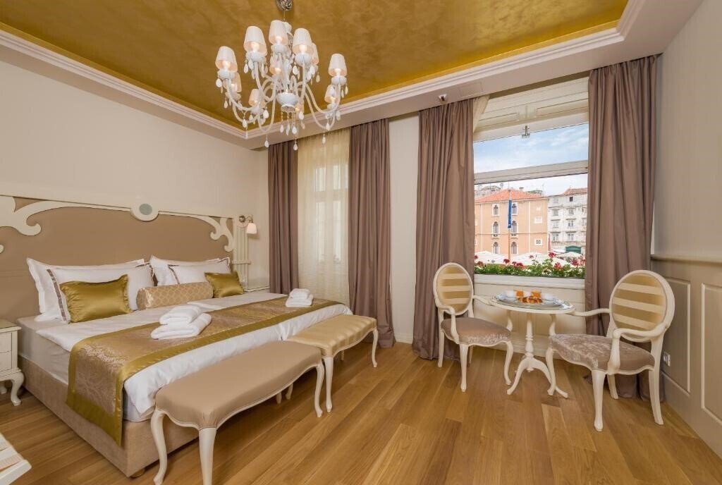 Территория Piazza Heritage 4*
