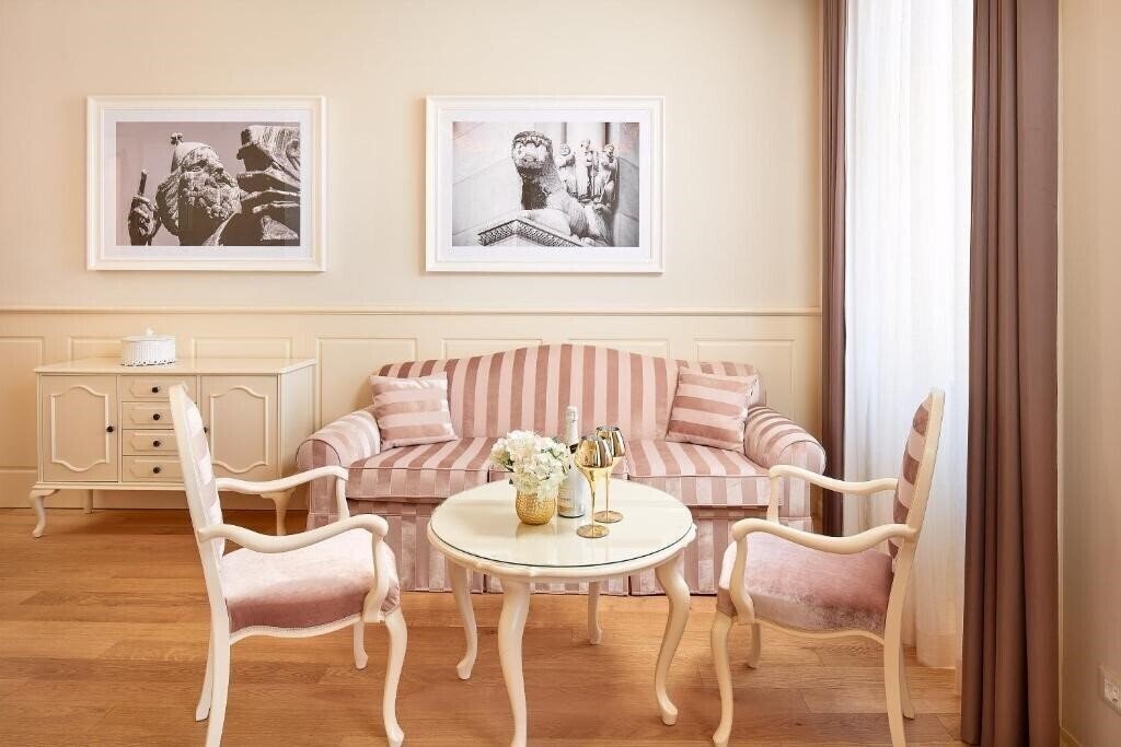 Панорама Piazza Heritage 4*