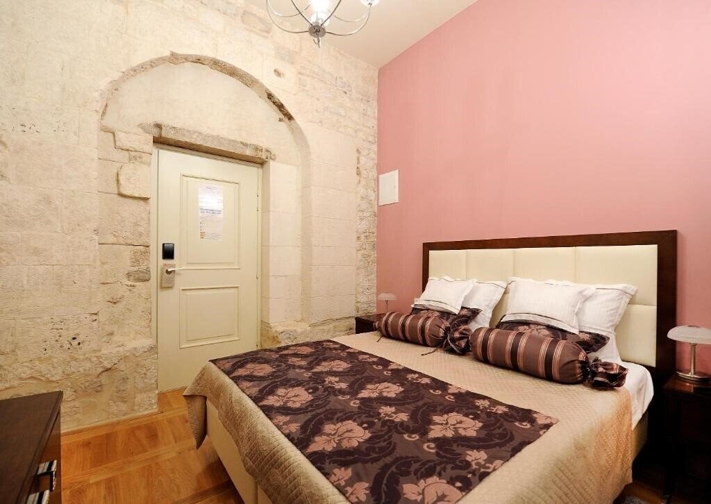 Картинка Palace Augubio 4*