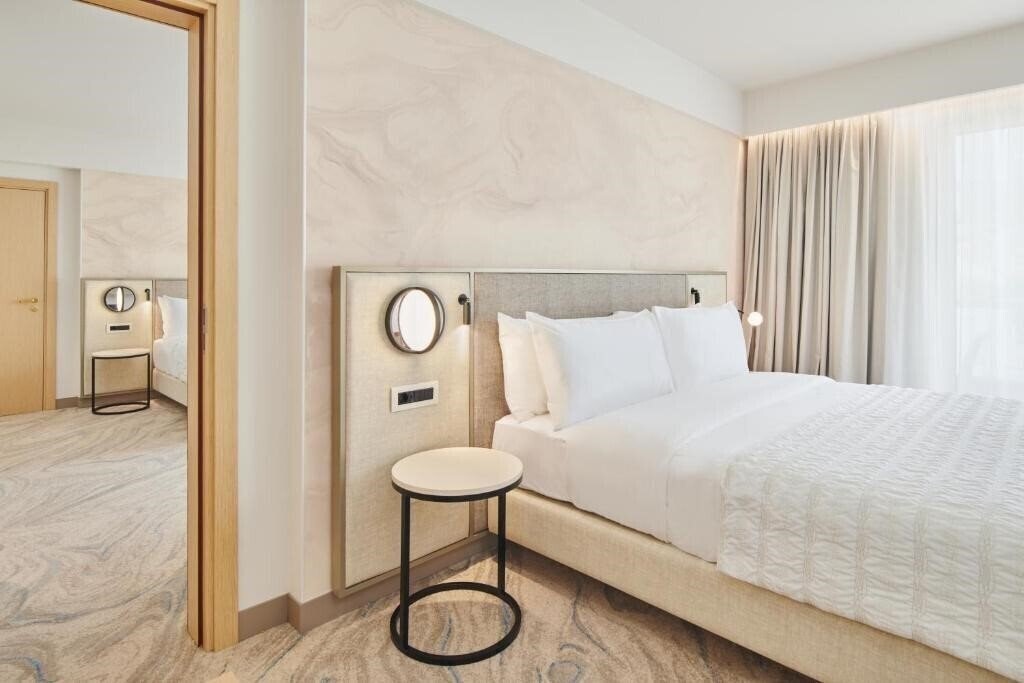 Зображення Le Meridien Lav 5*