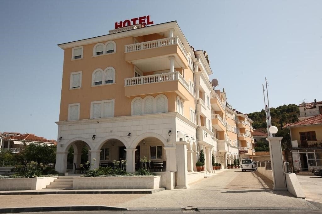 Вид Trogir Hotel 3*