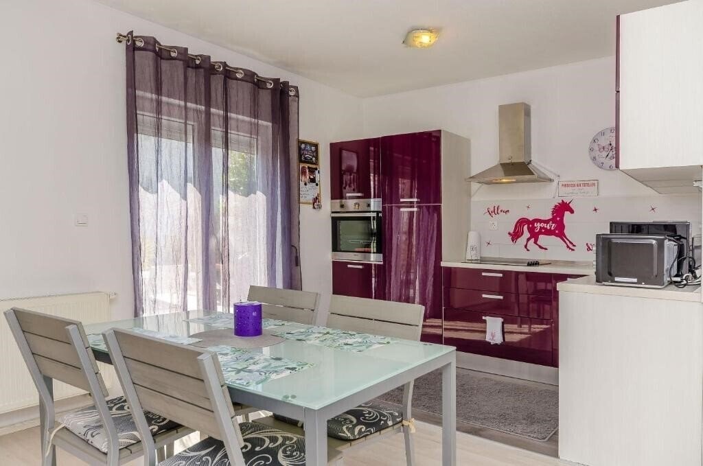 Территория App & House Christine 3*