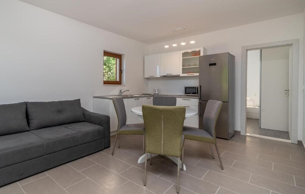 Картинка App Kiwi 3*