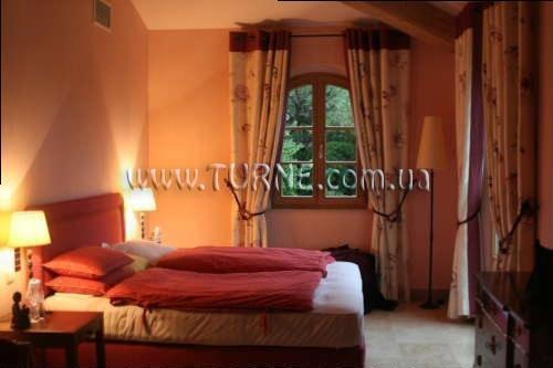 Апартаменти Hotel Bayview Villa 3*