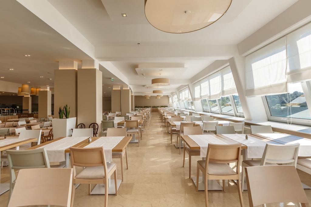 Вид Hotel Plavi 3*