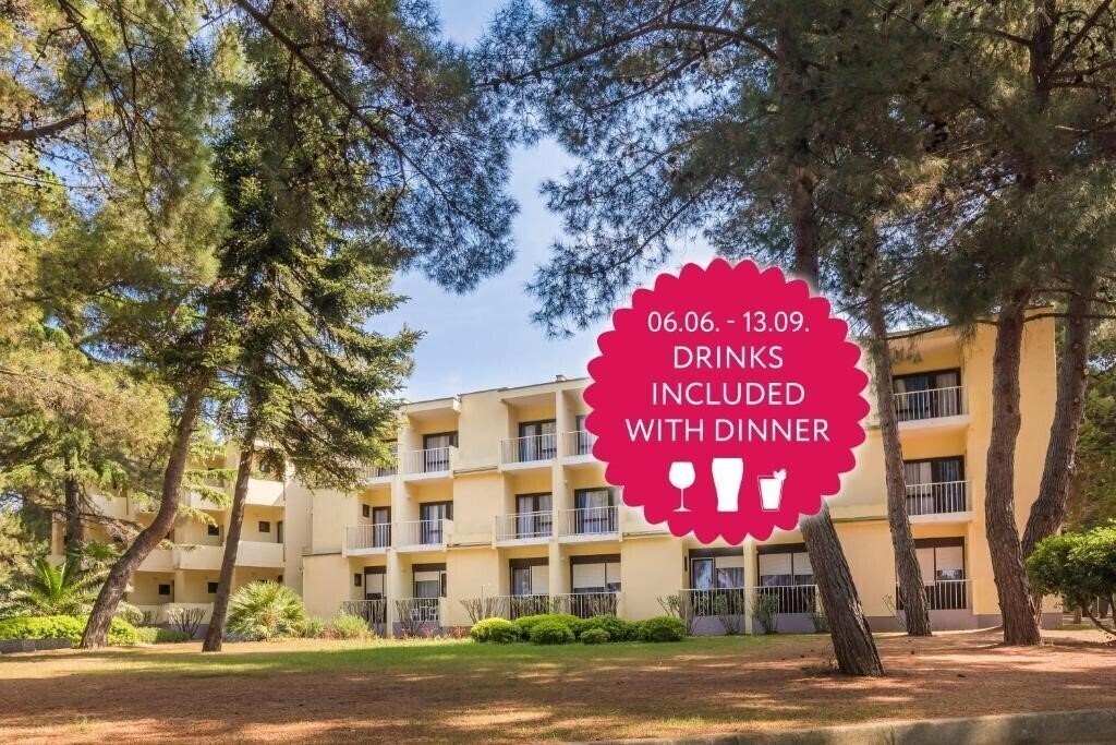 Готель Moj Mir 2*