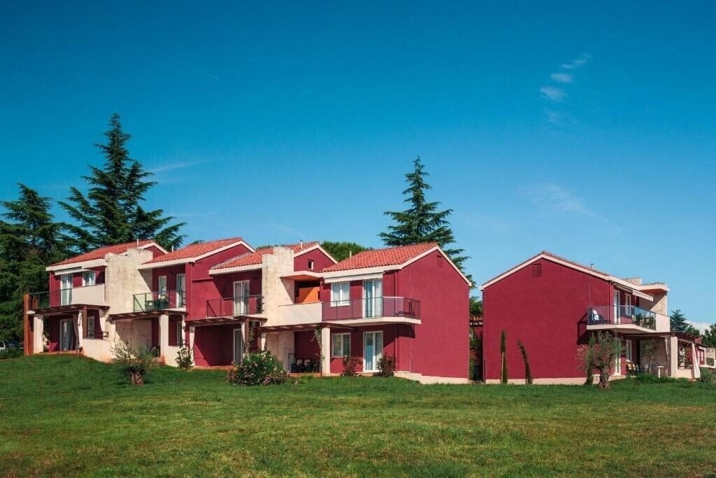 Вид Apartments Sol Katoro For Plava Laguna 4*