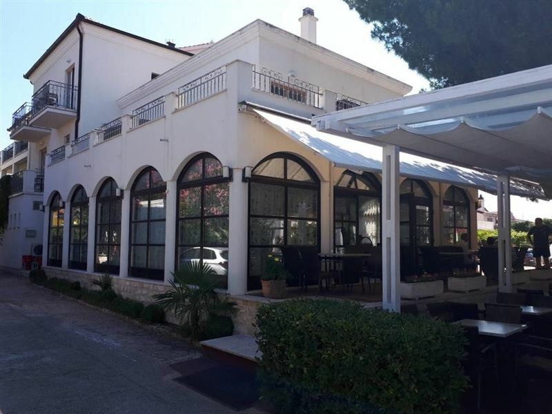 Готель Nikola 3*