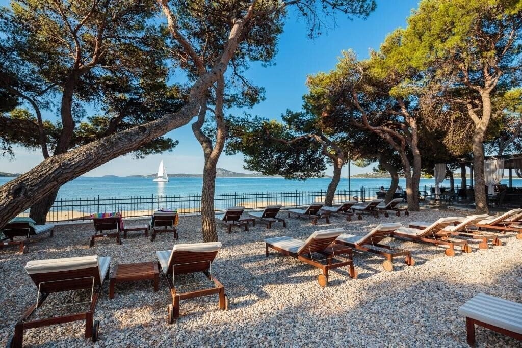 Апартаменти Villas Arausana & Antonina 4*