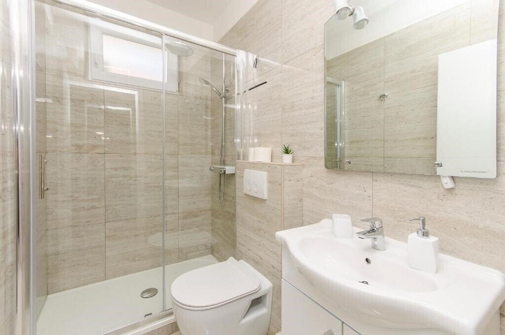 Вид App & Room Mare 3*