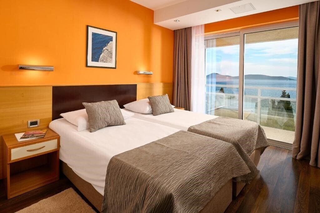 Территория Imperial Vodice 3*