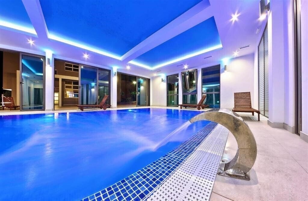 Зображення Nano 4*