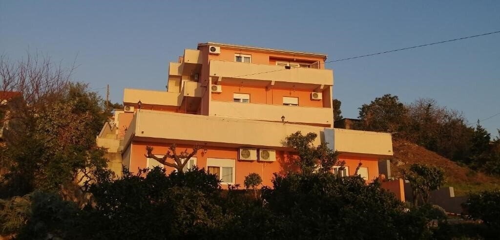 Изображение Villa Luketa 3*