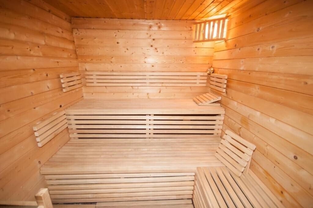 Апартаменты Maxim 4*