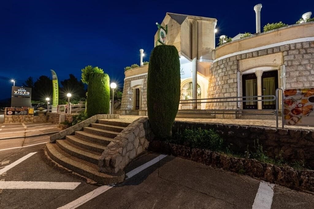 Зображення Vicko 3*