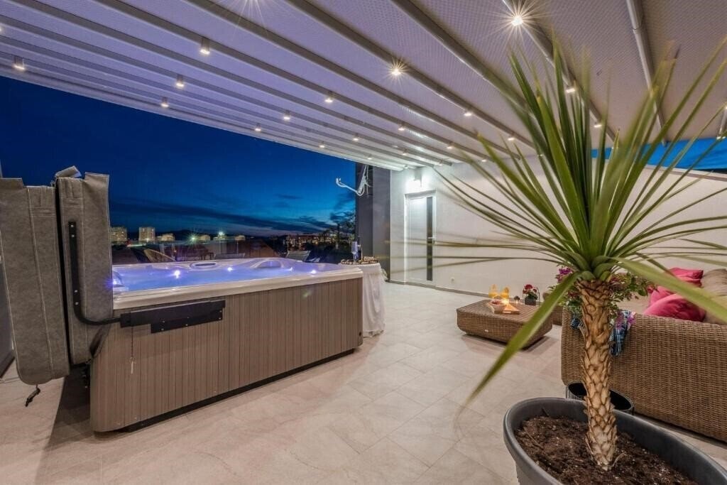 Изображение Luxury Majpruz Suites 4*