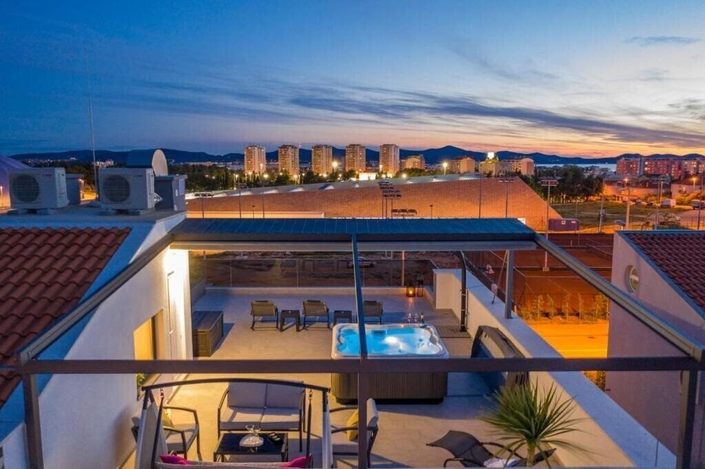 Территория Luxury Majpruz Suites 4*