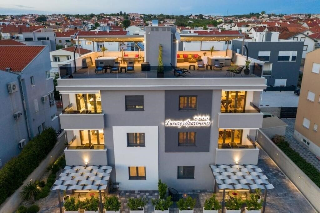 Панорама Luxury Majpruz Suites 4*
