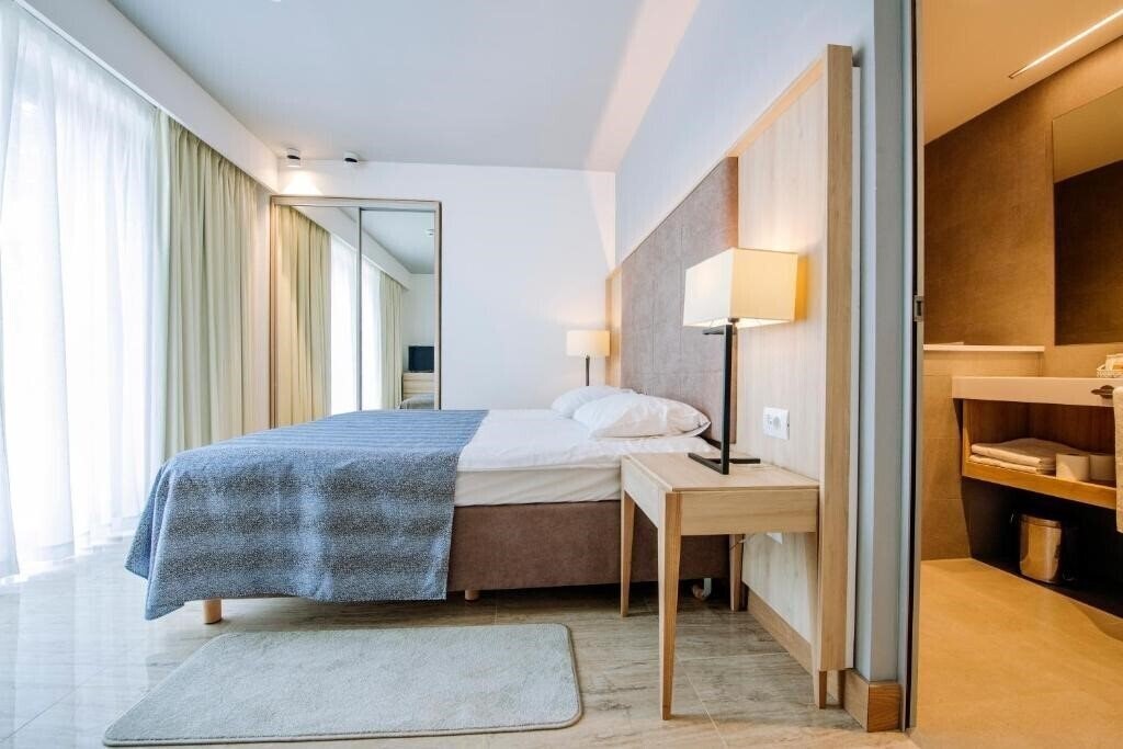 Панорама Zaton Holiday Resort 3*