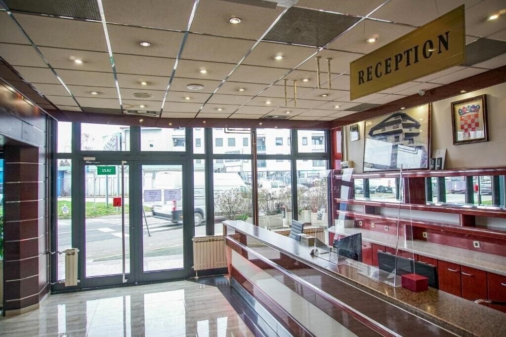 Апартаменты Europa 3*