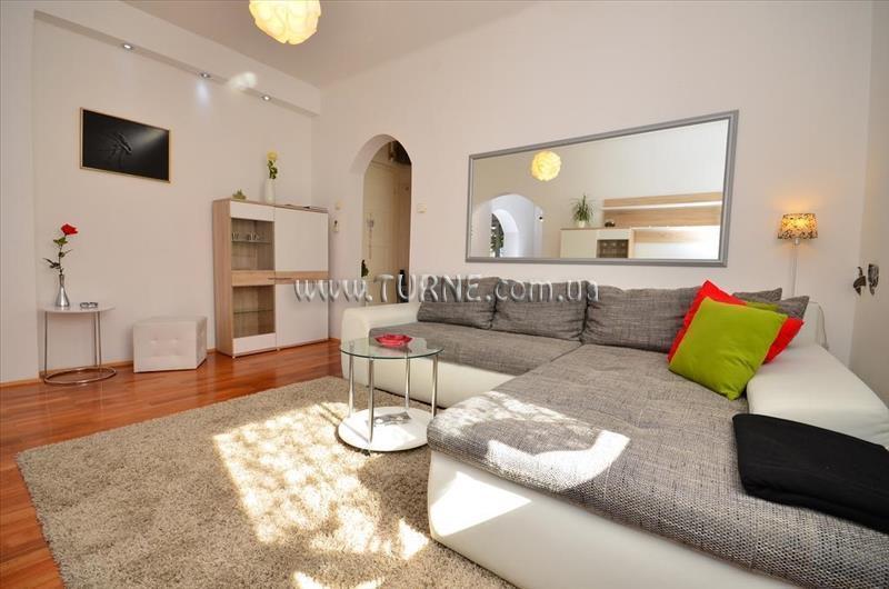 Панорама Lisinski 3*