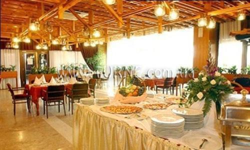 Отель Golden Tulip 3*