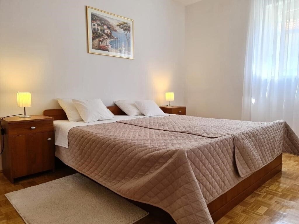 Территория Apartmani Celic 3*