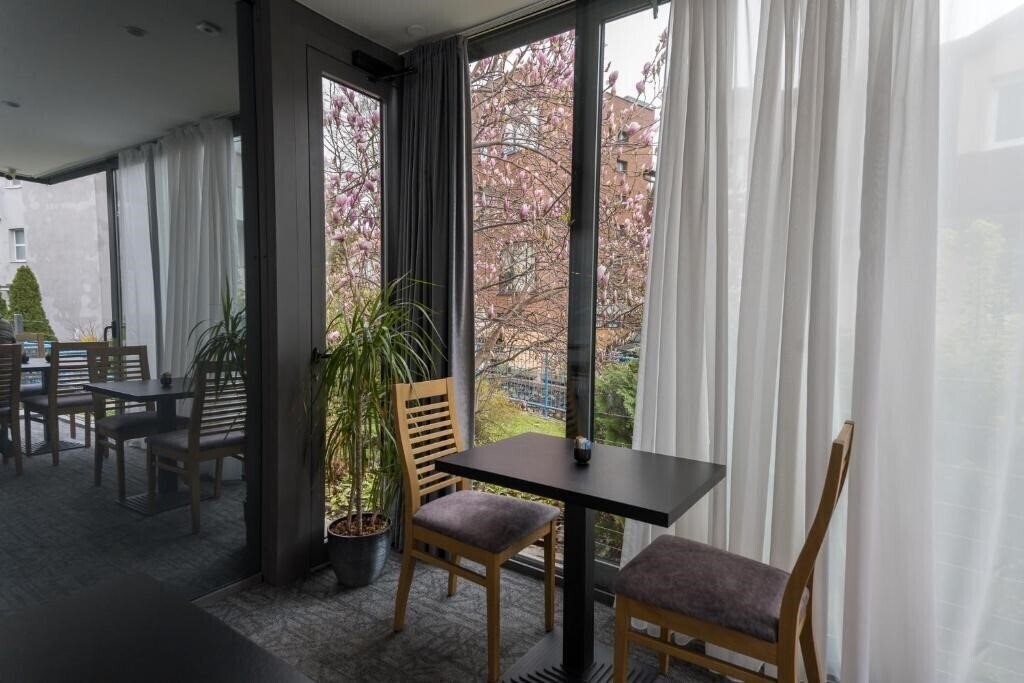 Зображення Hotel Jarun 3*