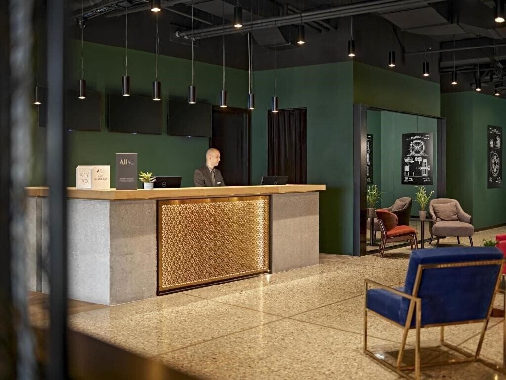 Фото Movenpick Zagreb 4*