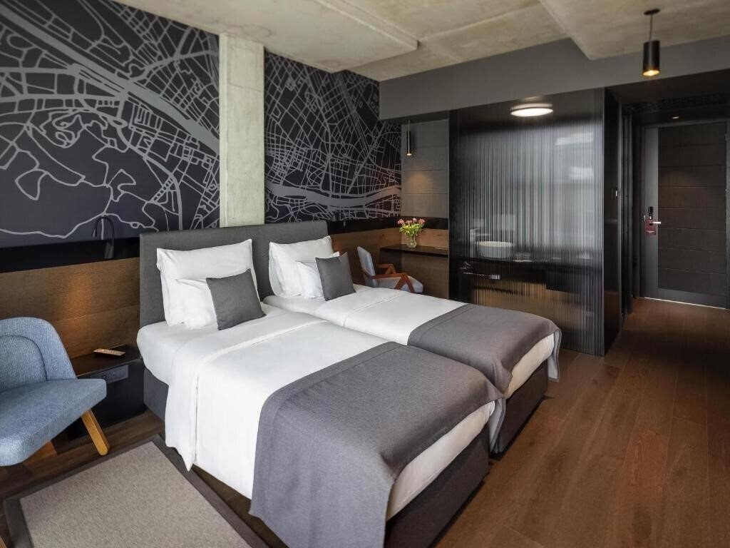 Панорама Movenpick Zagreb 4*