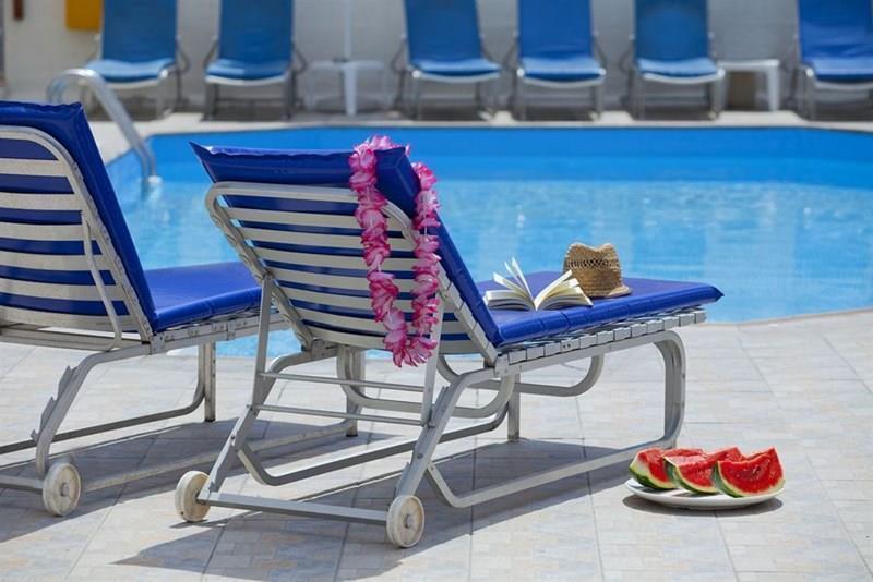 Картинка Alonia Apartments апартаменты