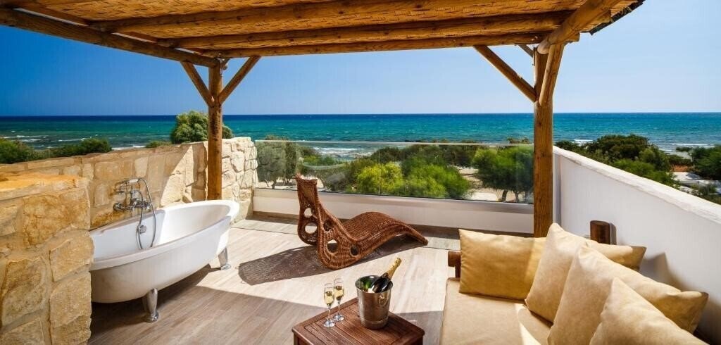 Вид Thalassines Beach Villas апартаменты