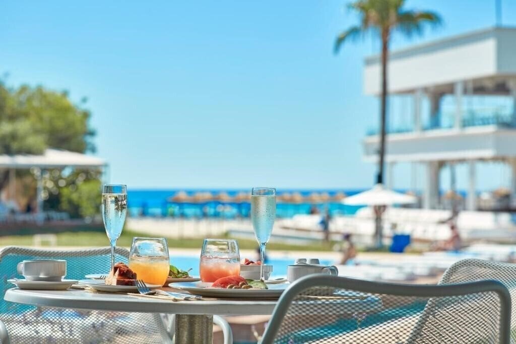 Вид So White Club Resort 5*