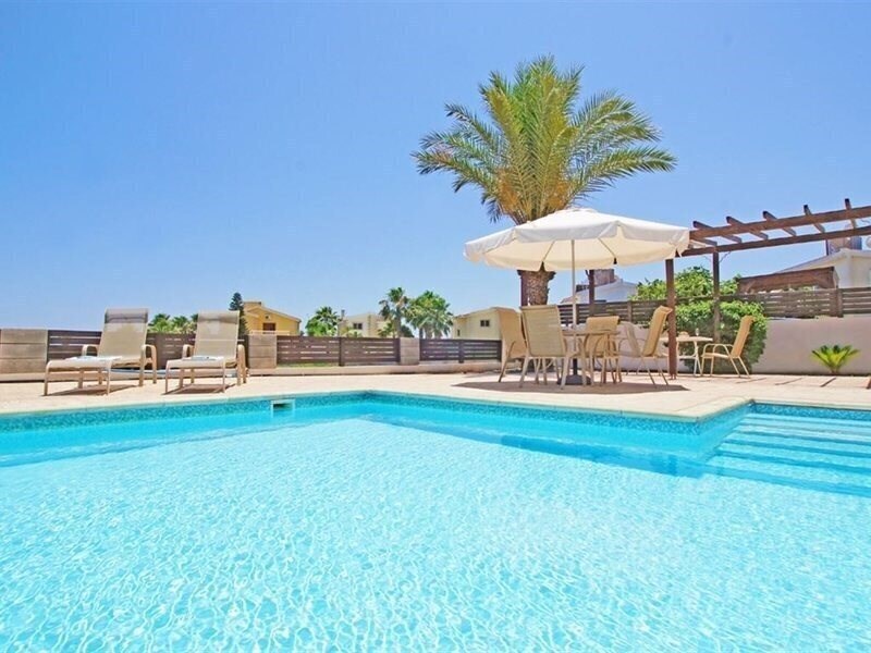 Вид Villas2let Agia Thekla Villa вилла