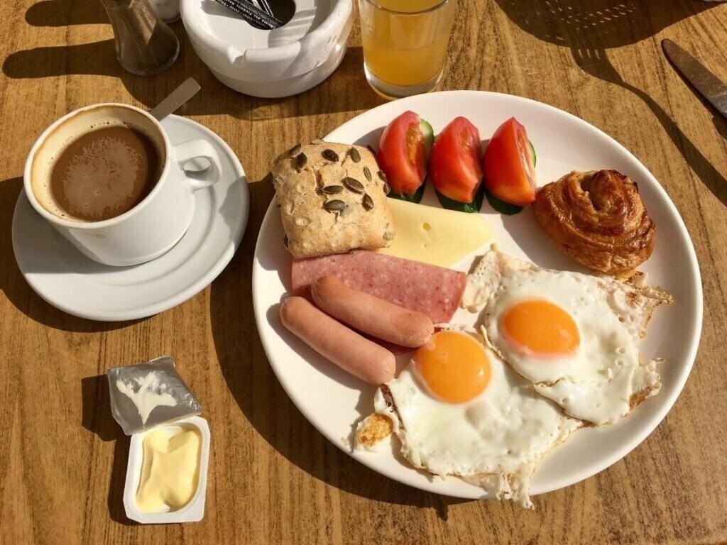 Панорама Petrosana 3*