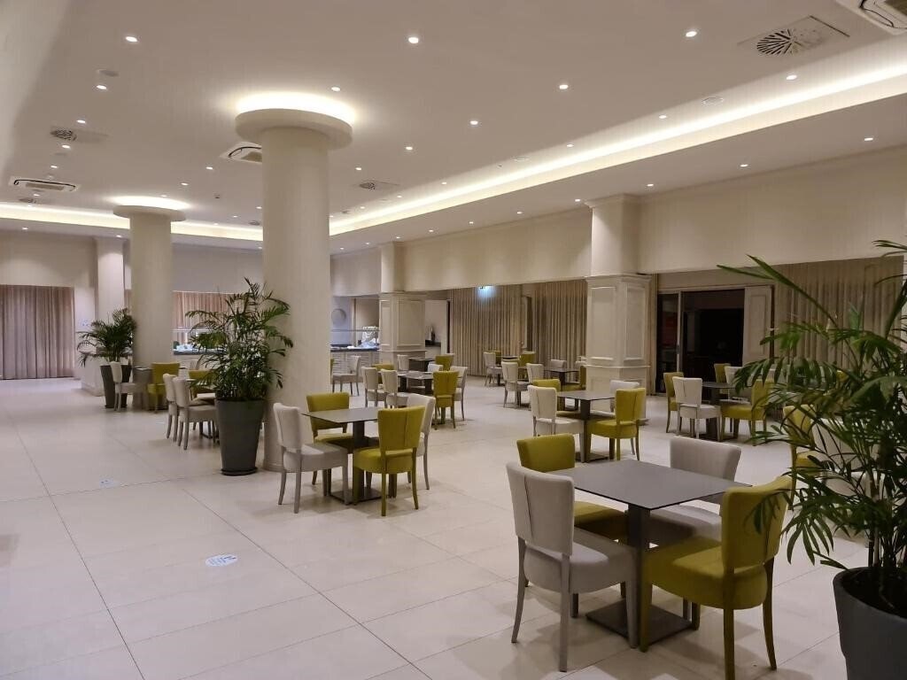 Фотографія Nissiana Hotel & Bungalows 3*